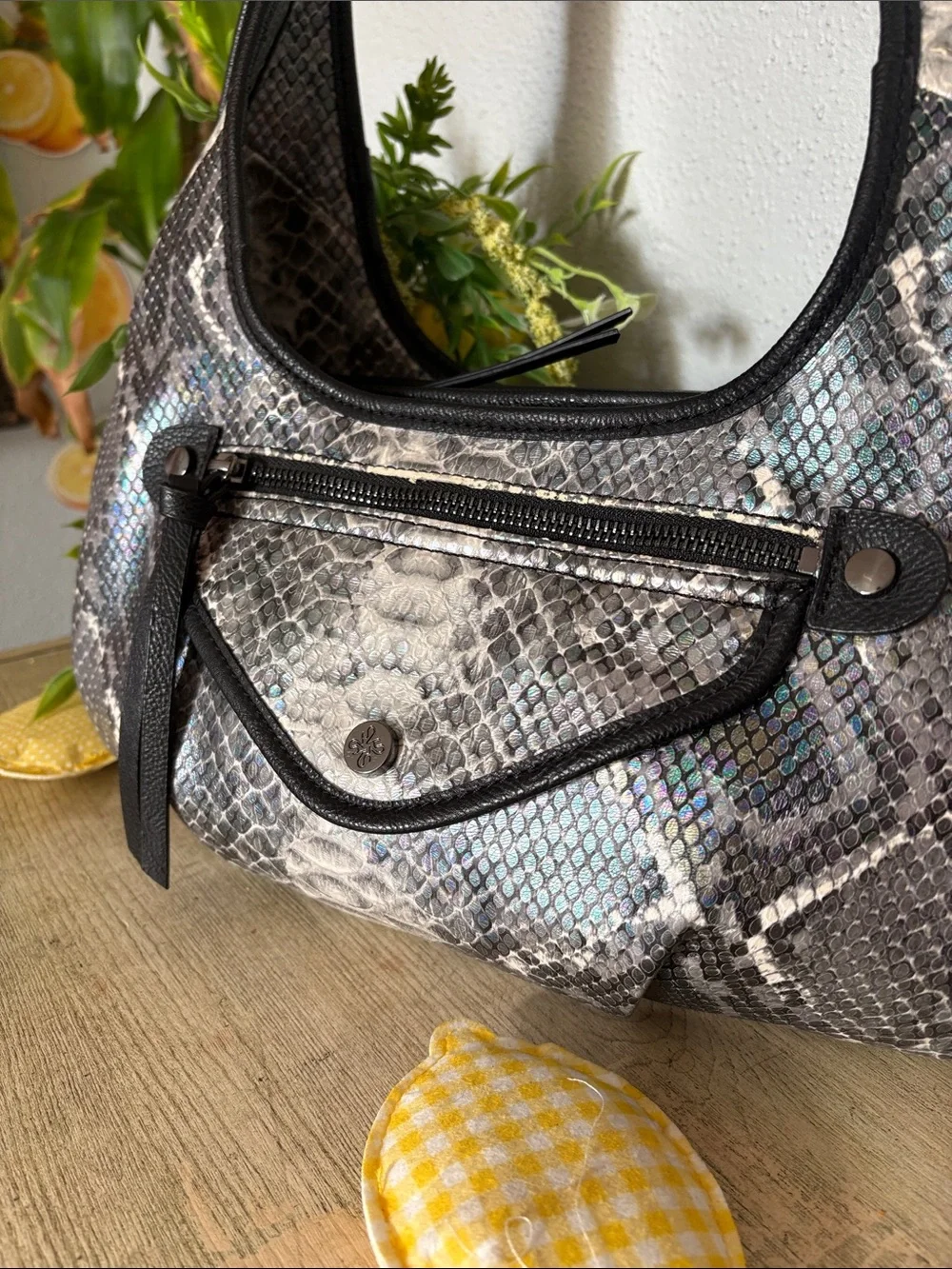 Simply Vera Snake-Print Shoulder Bag in Gray and Black